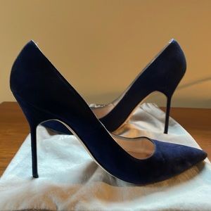 Manolo Blahnik Navy Suede Pumps